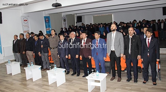 ESKİL&#039;DE İSTİKLAL MARŞIMIZIN KABULÜ DOLAYISIYLA PROGRAM DÜZENLENDİ