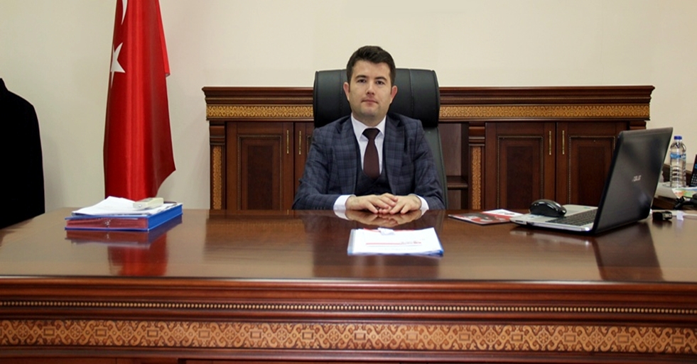 ESKİL KAYMAKAMI YAVUZ KARTAL GÖREVİNE BAŞLADI