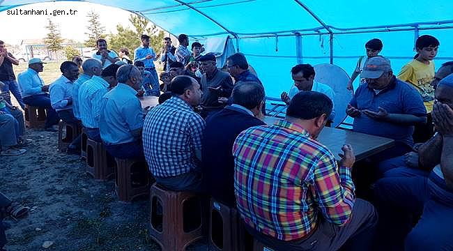 BOZCAMAHMUT'TA AKRABALAR BULUŞUYOR GENİŞ KATILIMLA GERÇEKLEŞTİ