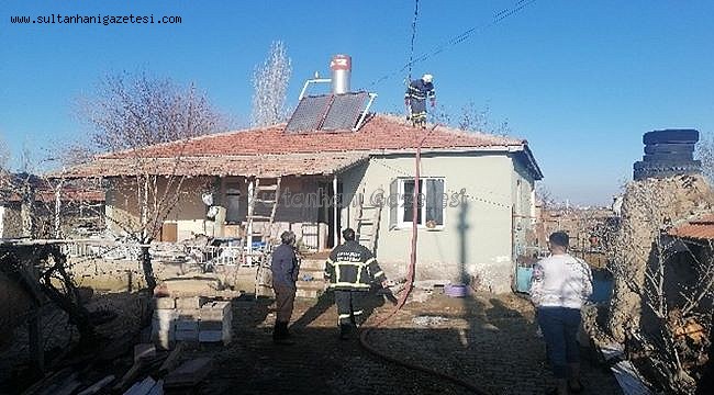 SOBALARA DİKKAT! AKSARAY&#039;DA SOBADAN ÇIKAN YANGIN AZ DAHA BİR EVİ KÜL EDİYORDU