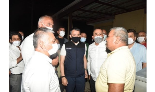 Bakan Pakdemirli: &#039;&#039;7 ilde toplam 20 yangını kontrol altına alma çalışmalarımız devam ediyor&#039;&#039;