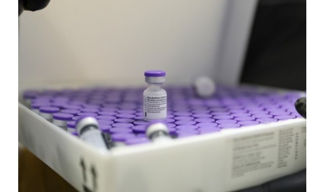 Biontech aşısının sevkiyatında birkaç gün azalma olacak