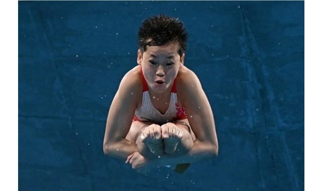 14 yaşındaki şampiyona ülkenin dört bir yanından hediye yağıyor