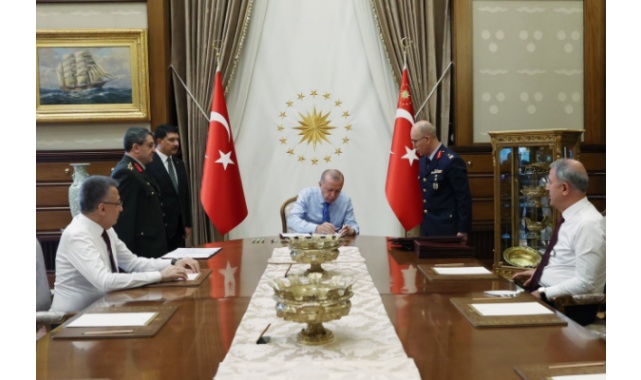 Yüksek Askeri Şura kararları açıklandı