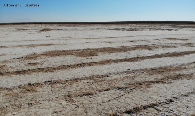 TUZ GÖLÜ HAVZASI VE BÖLGEMİZDE KURAKLIK TEDİRGİN EDİCİ BOYUTTA