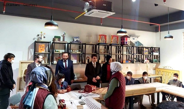 SULTANHANI İLÇESİNDE ÖĞRENİM GÖREN ÖĞRENCİLER BİLİM MERKEZİNİ ZİYARET ETTİLER
