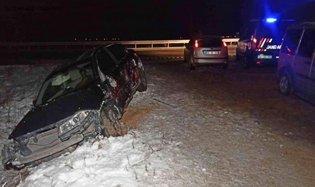 KONYA YOLUNDA ESKİLLİ AİLE KAZA YAPTI, 2&#039;Sİ ÇOCUK 6 YARALI