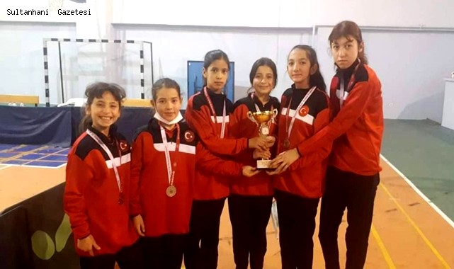 YEŞİLTÖMEK ORTAOKULU ÖĞRENCİLERİ AKSARAY İKİNCİSİ OLDU