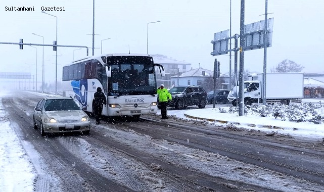 AKSARAY KONYA YOLU TİPİ NEDENİYLE SULTANHANI İLÇESİNDEN İTİBAREN ULAŞIMA KAPATILDI