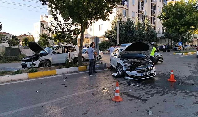 Aksaray&#039;da Ehliyetsiz sürücü kazaya neden oldu: 1 yaralı