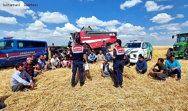 SULTANHANI İLÇESİNDE ANIZ YANGINLARINA KARŞI ÇİFTÇİLER BİLGİLENDİRİLİYOR