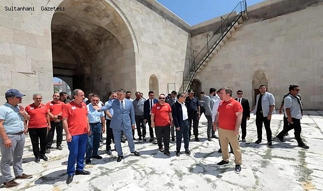 SANAYİ VE TEKNOLOJİ BAKANI MUSTAFA VARANK SULTANHANI İLÇESİNDE...