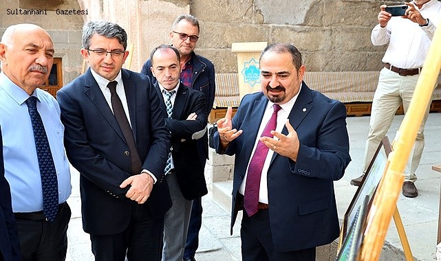 AKSARAY AİLE HEKİMLERİ DERNEĞİ’NİN DÜZENLEDİĞİ AŞI VE SAĞLIK TEMALI RESİM  SERGİSİ BÜYÜK İLGİ GÖRDÜ