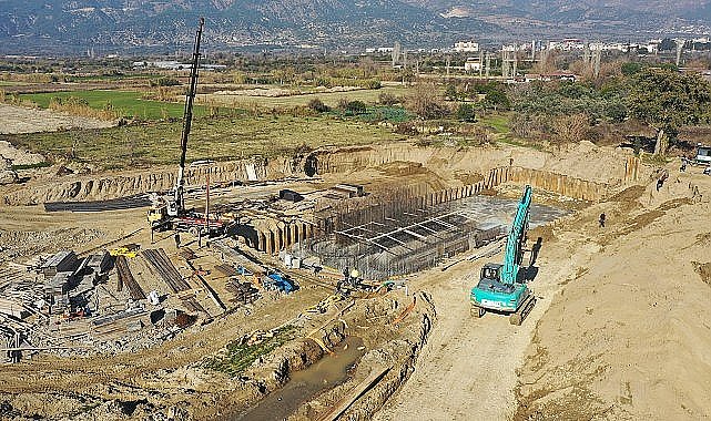 ASKİ, Buharkent&#039;teki Çalışmalarını Tüz Hızıyla Sürdürüyor