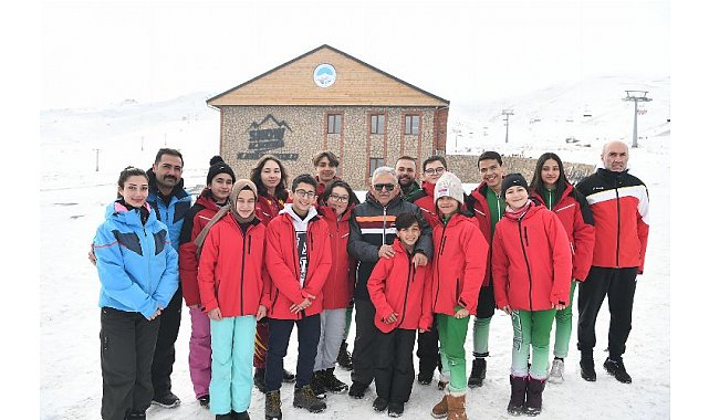 Erciyes Kayak Okulu'na Büyükkılıç'tan ziyaret