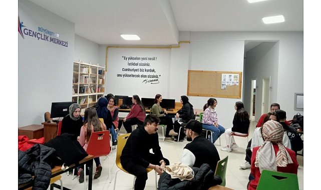 Gençliğin kalbi bu merkezde atıyor