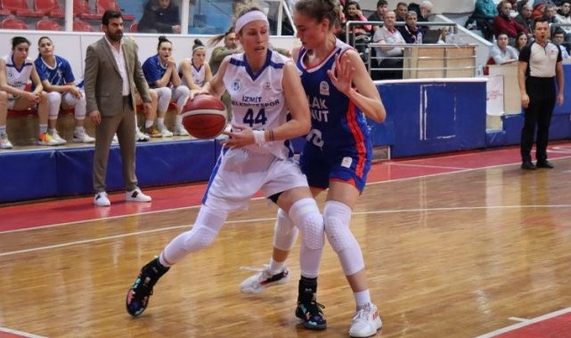 İzmit'in Perileri, Emlak Konut'u rahat geçti: 93-81