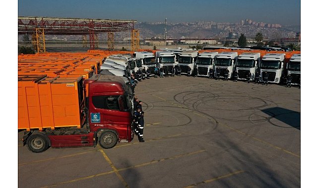 Kocaeli'de atık aktarma araçları hizmete girdi