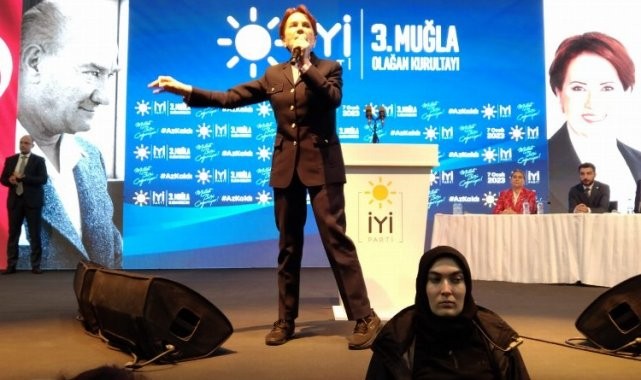 Muğla'da 'Başbakan Akşener' karşılaması