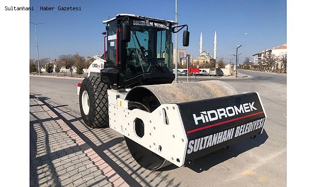 SULTANHANI BELEDİYESİ ARAÇ FİLOSUNA YOL SİLİNDİRİ KAZANDIRDI