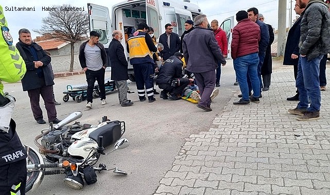 SULTANHANI İLÇE MERKEZİNDEKİ KAZADA MOTOSİKLET SÜRÜCÜSÜ YARALANDI
