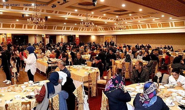 AKSARAY BELEDİYESİ DEPREMZEDELER İÇİN İFTAR PROGRAMI DÜZENLEDİ