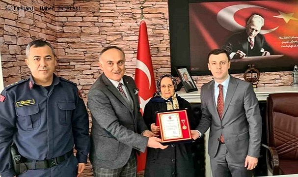 KONYA&#039;DA 78 YAŞINDAKİ MENEKŞE UĞUREL EVİNİ TÜRK SİLAHLI KUVVETLERİ VAKFINA BAĞIŞLADI