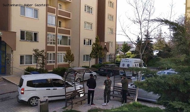 KONYA&#039;DA CİNNET GEÇİREN POLİS KARISINI, OGLUNU ve KIZINI VURDU