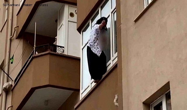 AKSARAY&#039;DA BUNALIMA GİREN KADIN CAMDAN ATLADI