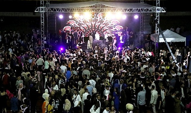 AKSARAY ÜNİVERSİTESİ 2023 YILI MEZUNİYET TÖRENİ