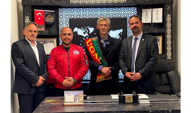 Dr. Mehrdad Fojlaley, Kanada'da altın madalya kazandı