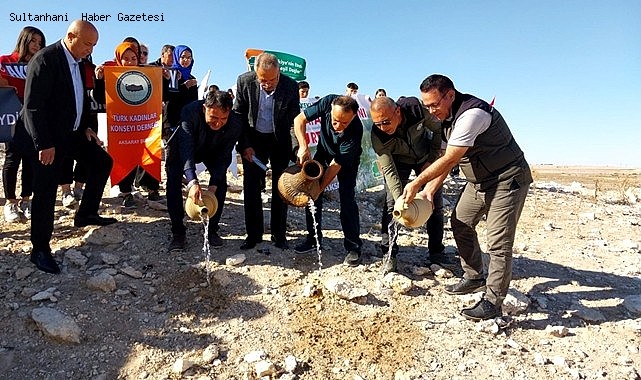 ÇEVRECİLER KURUYAN EŞMEKAYA SAZLIĞINA DİKKAT ÇEKTİ