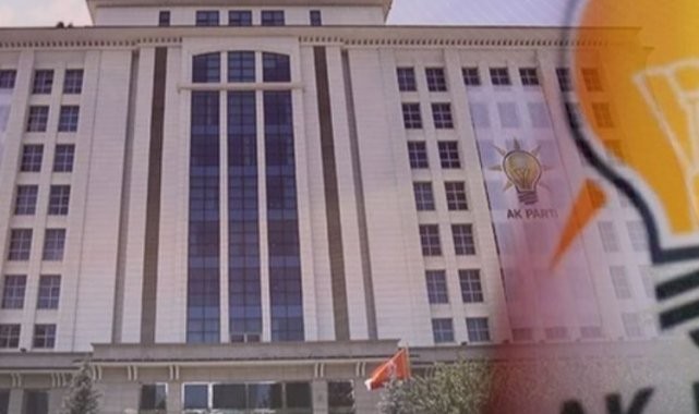 AK Parti&#039;de gözler ve kulaklar o komisyonda
