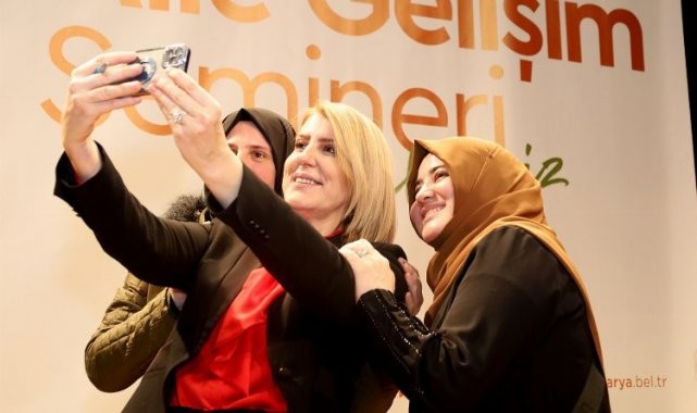 Sosyal medyada ailelere düşen büyük görev