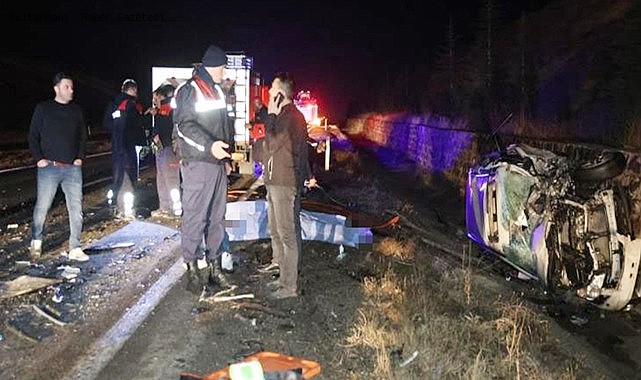 NEVŞEHİR&#039;DE FECİ KAZA; 3 ÖLÜ, 6 YARALI