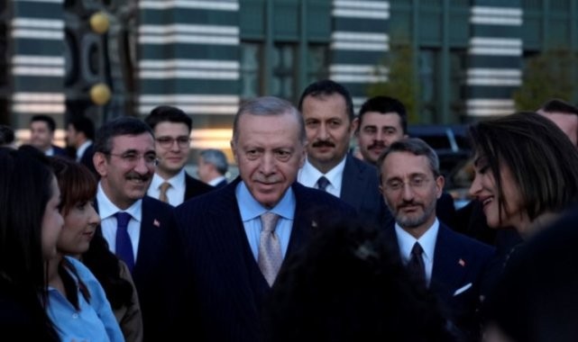 Cumhurbaşkanı Erdoğan&#039;dan öğretmenlere atama müjdesi