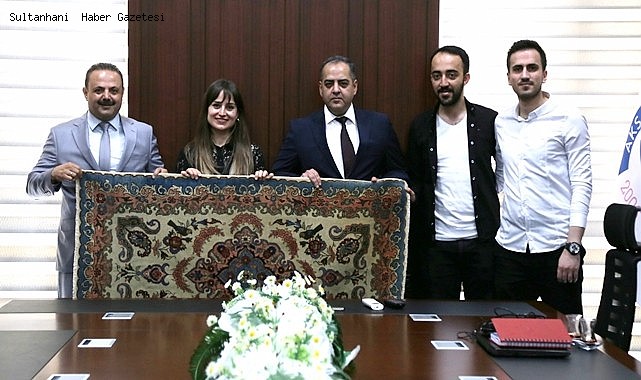 SULTANHANI&#039;NDA TAMİR EDİLEN 100 YILLIK HALI ASÜ&#039;DE SERGİLENECEK