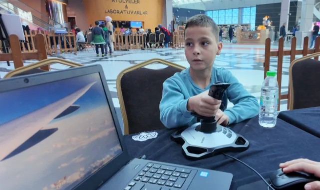 Konya Bilim Merkezi&#039;nde öğrenciler dijital dünyayı keşfetti