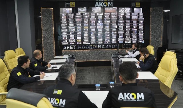 Konya yolları açık tutmak için yoğun mesaide