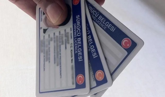 Son tarih 31 Aralık&#039;tı... Eski tip ehliyetler için o süre uzatıldı!