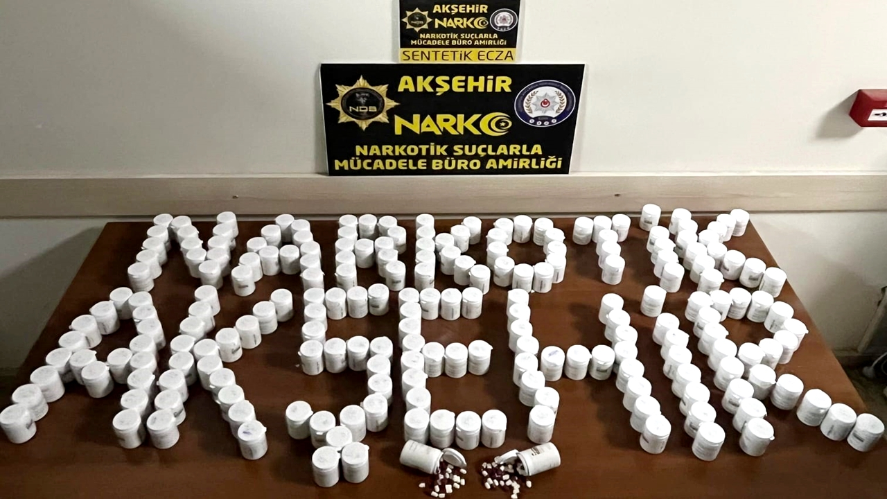 Konya&#039;da Dev uyuşturucu operasyonu, Milyonlarca hap ele geçirildi