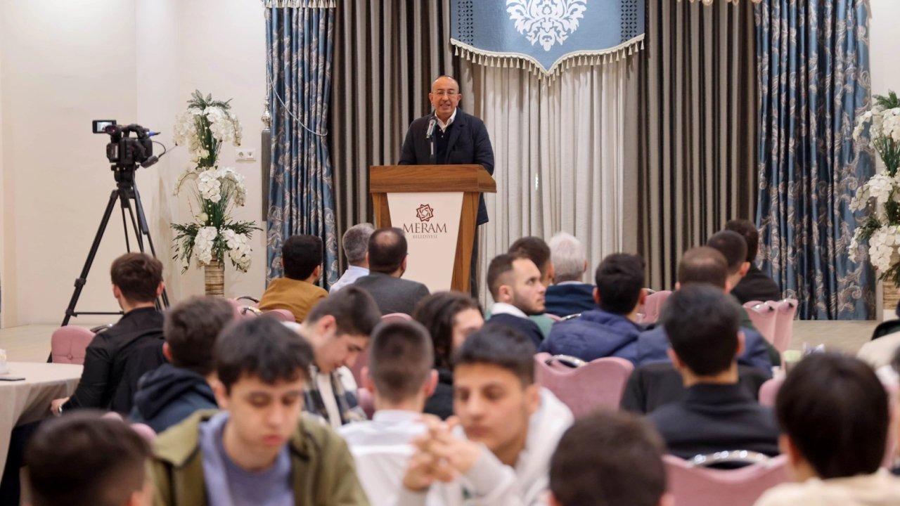 Konya&#039;da &#039;Başkan Kavuş gençlerle buluştu&#039;