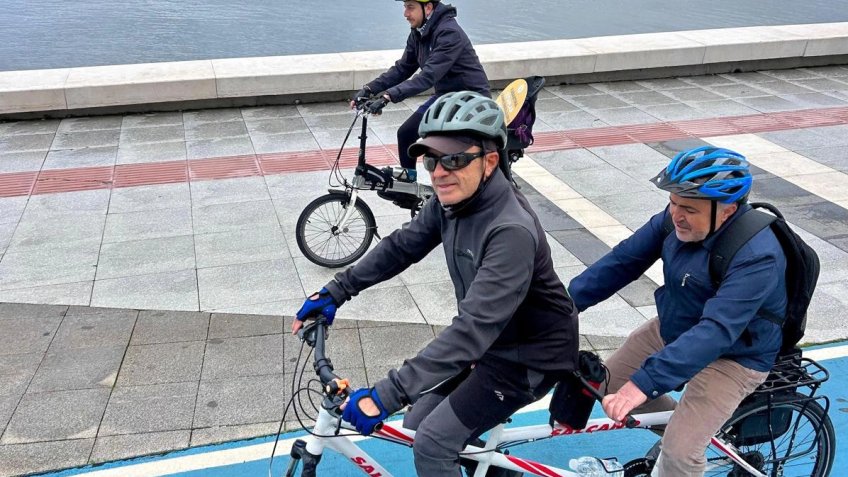 İzmir&#039;de pedallar görme engelliler için çevrildi