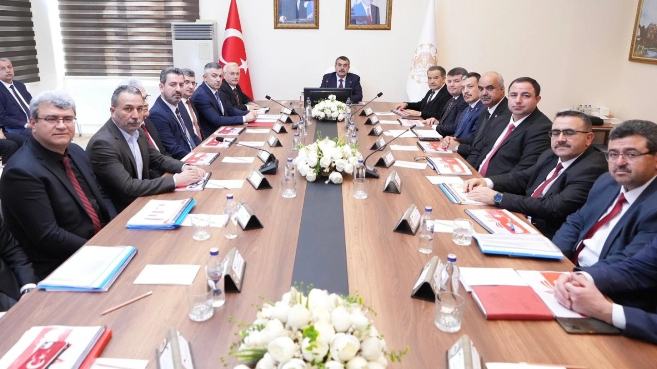 Milli Eğitim Bakanı Tekin Aksaray&#039;da