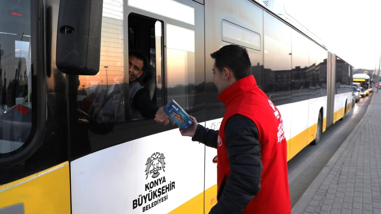 Konya&#039;da “İftara 5 Kala” ikramı!