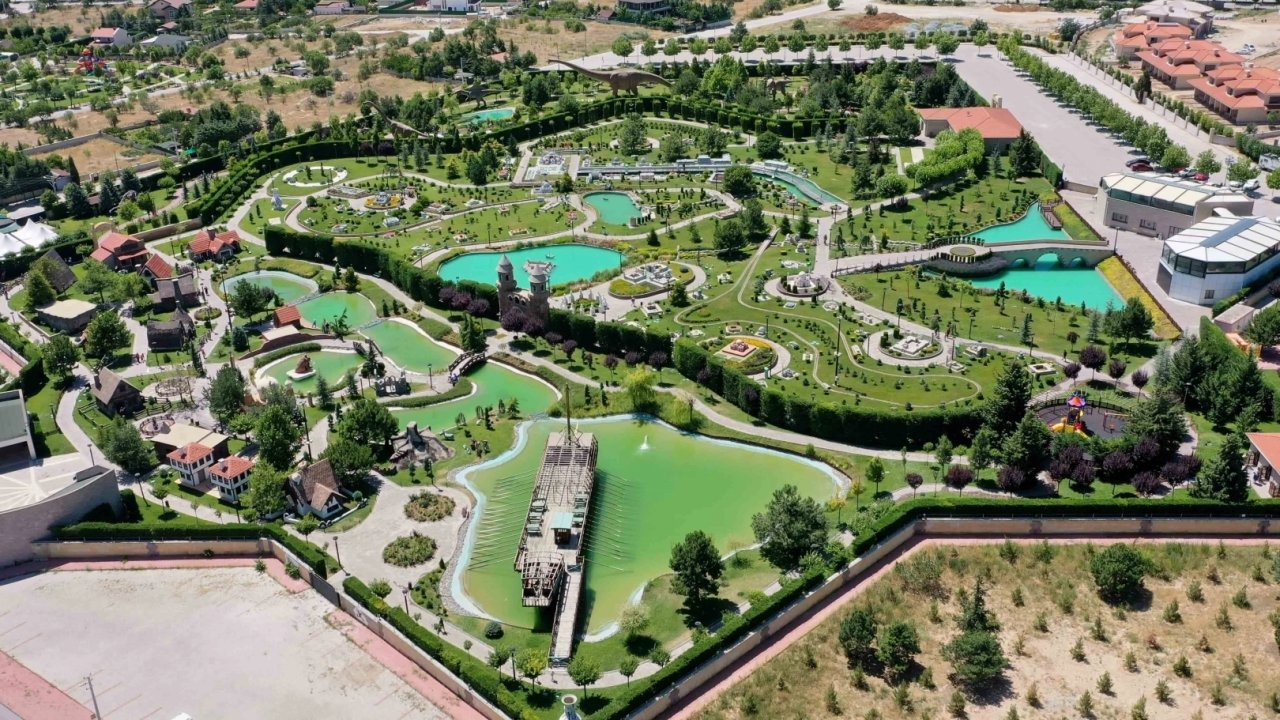 Konya 80 Binde Devr-i Alem Parkı yenileniyor