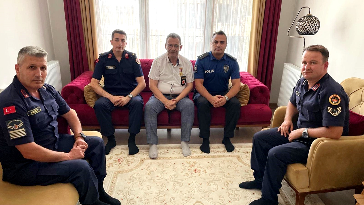 Sultanhanlı Kıbrıs Gazisi Ömer Böge’ye Anlamlı Ziyaret