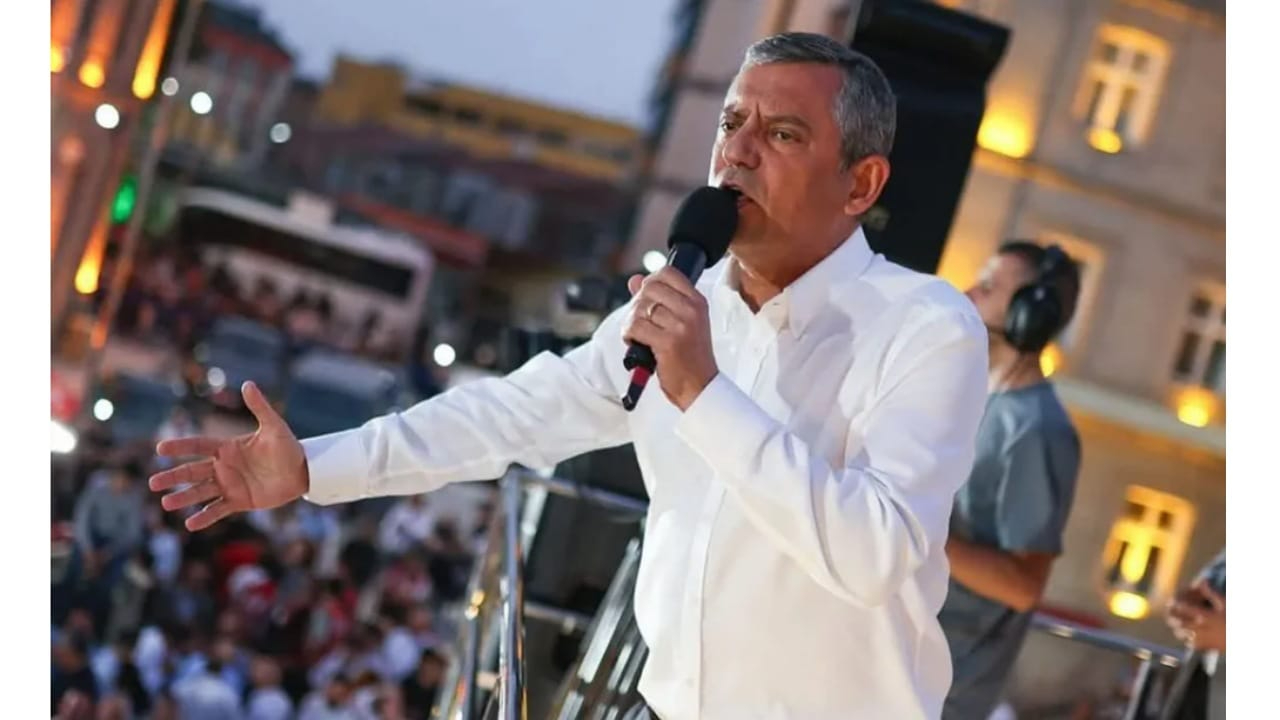 CHP Genel Başkanı Özgür Özel Aksaray’da: “Biz Buraya Miting Yapmaya Değil, Hak, Hukuk, Adalet Aramaya Geldik”