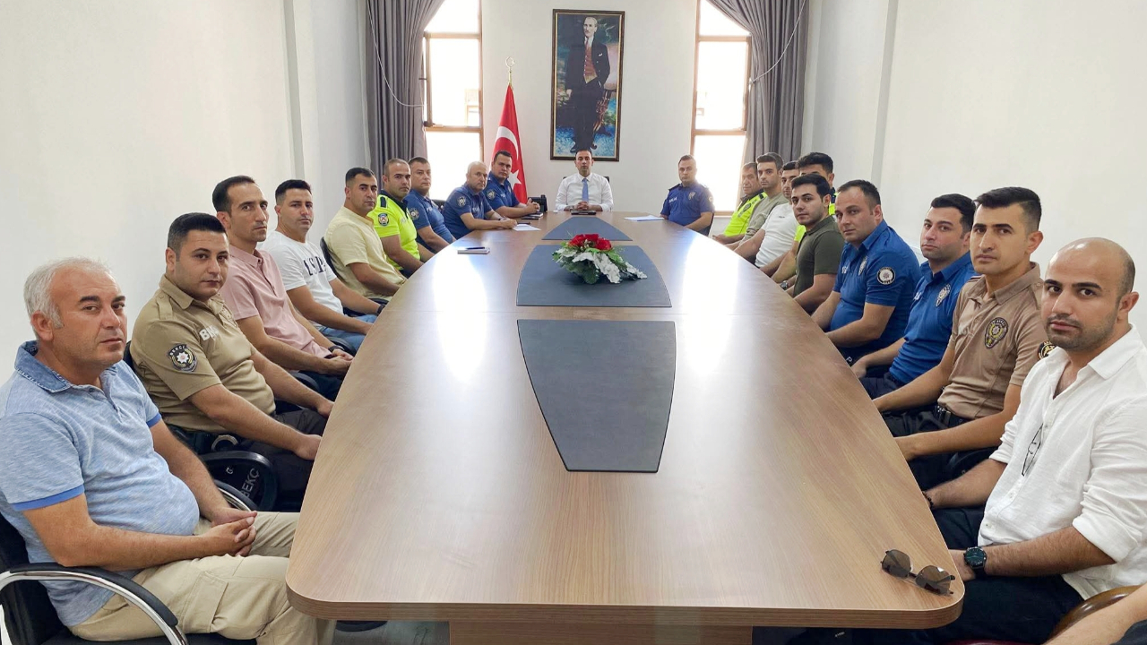 Sultanhanı’nda Huzur ve Güvenlik Toplantısı Yapıldı