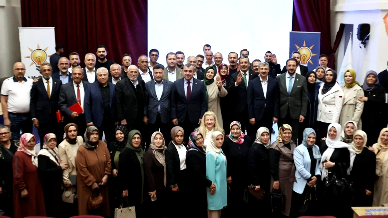 Aksaray’da  Ak Parti Genişletilmiş İl Danışma Meclisi Toplantısı Gerçekleştirildi